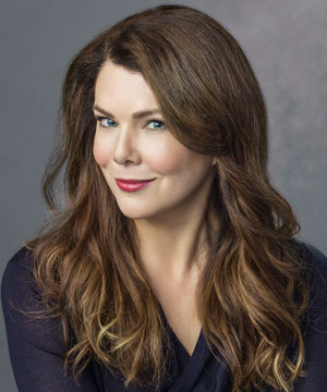 headshot of Lauren Graham