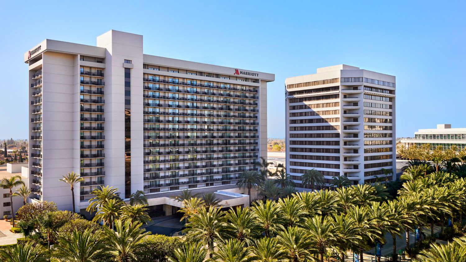 Exterior of Anaheim Marriot Hotel