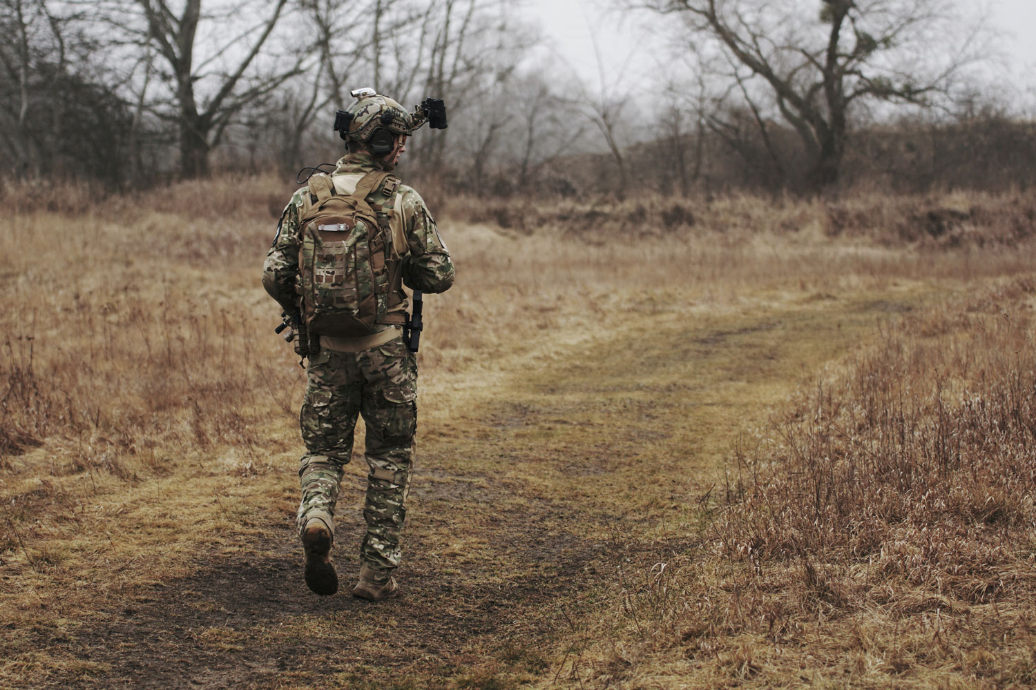 soldier on battlefield