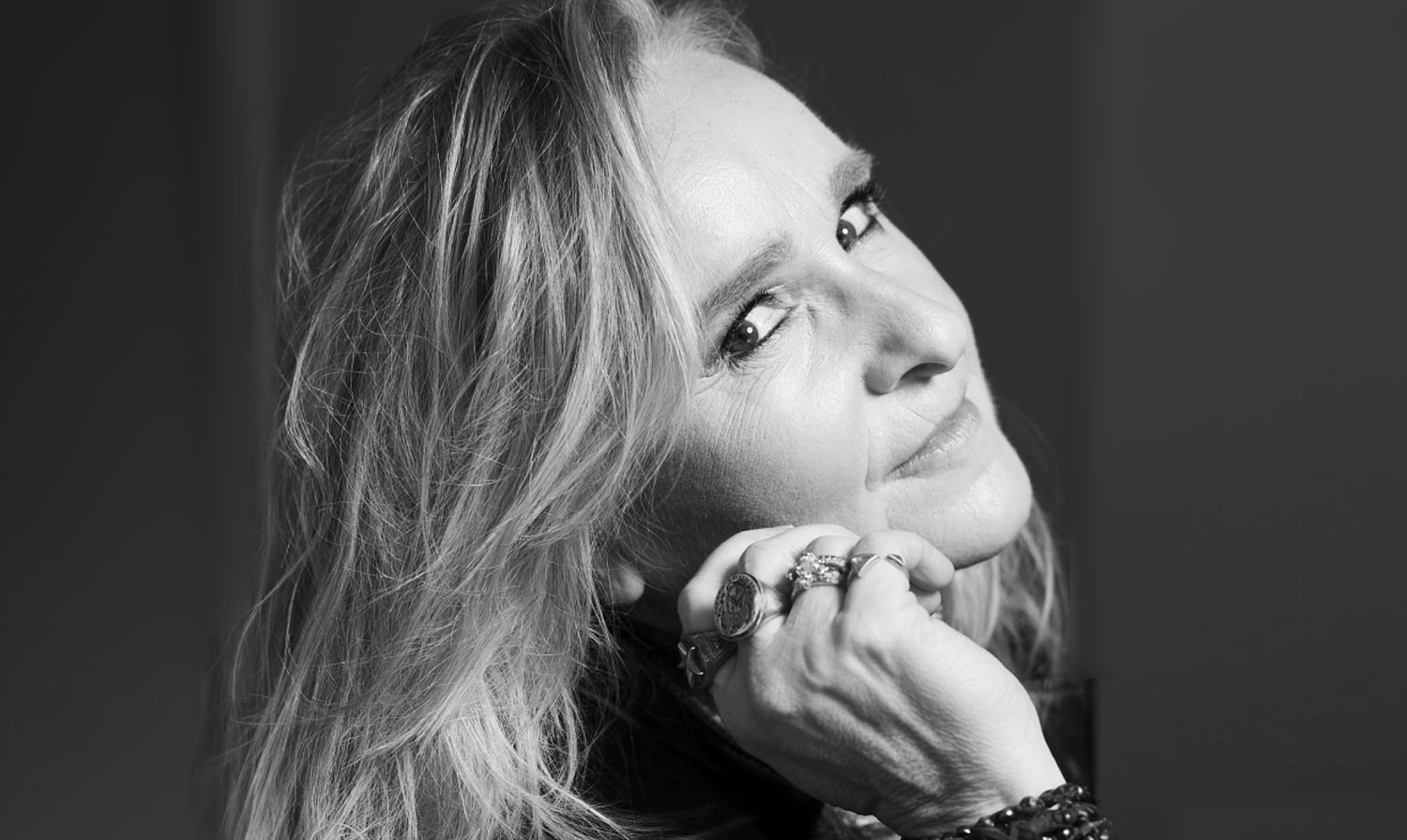 headshot of Melissa Etheridge