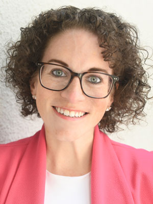 headshot of Amanda Brooks